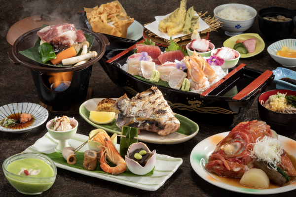 「旬華祝祷」を取り入れた当店最高級の夕食